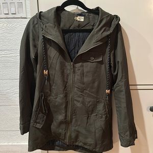 Bridge & Burn Women's rain jacket olive small